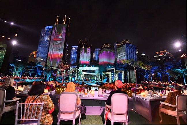 43rd ASEAN Summit Gala Dinner Menu Written in 13 Languages